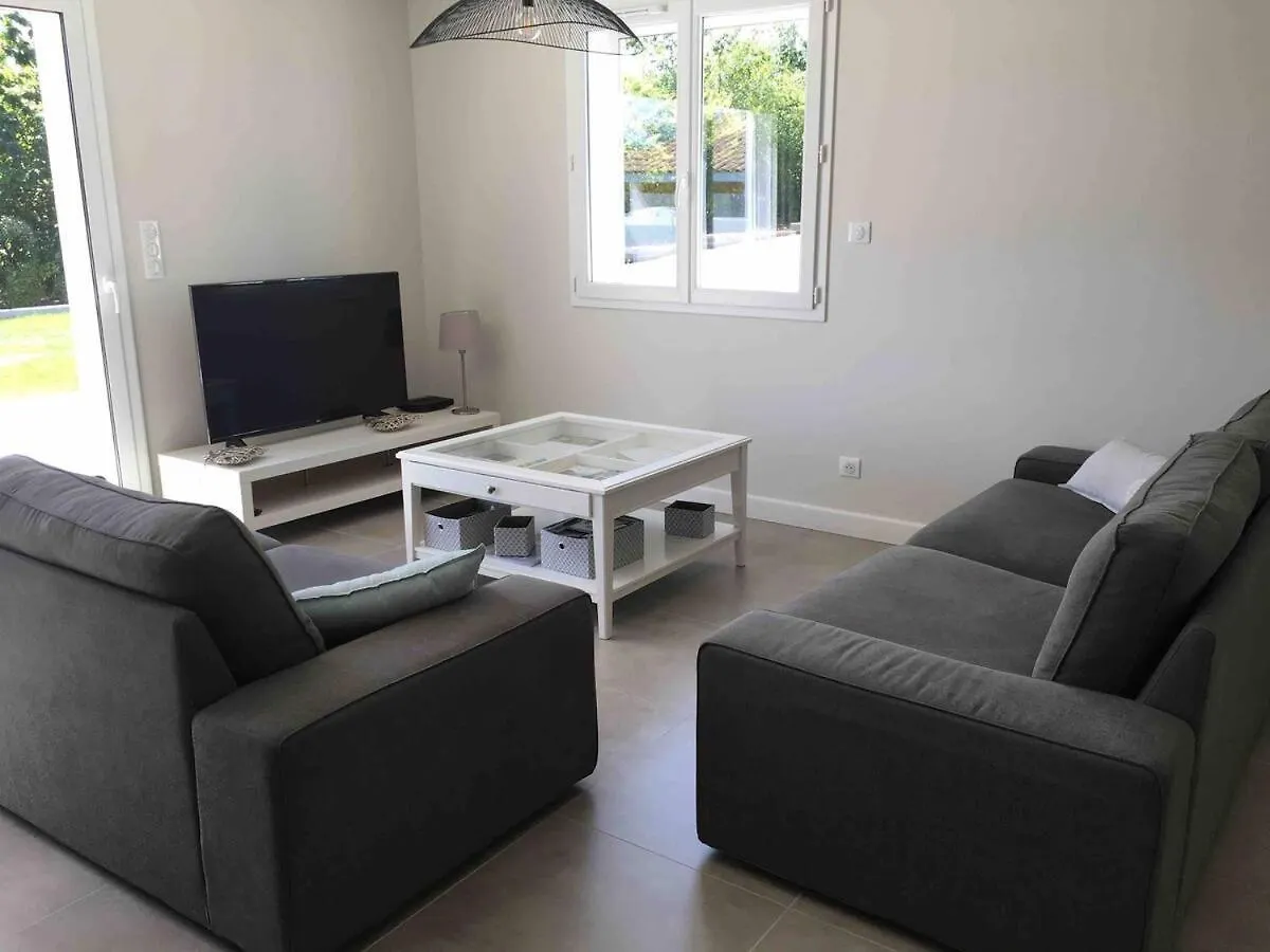 Holiday home Gite Au Pre D'Albi Frejairolles France